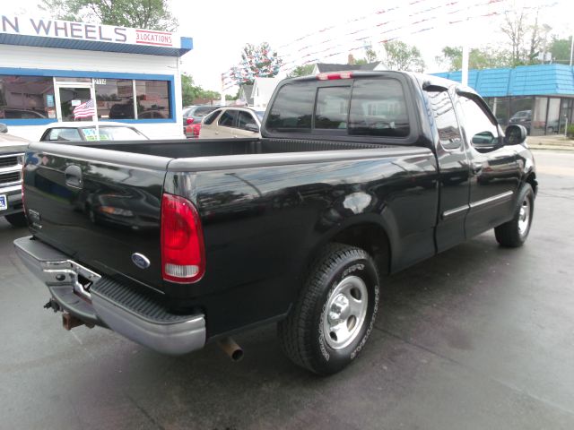 Ford F150 2003 photo 3