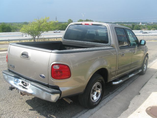 Ford F150 2003 photo 1