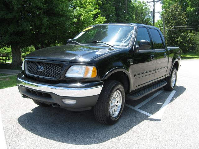 Ford F150 2003 photo 2