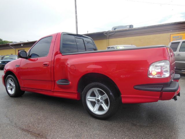 Ford F150 4dr 4-cyl (natl) SUV Pickup Truck