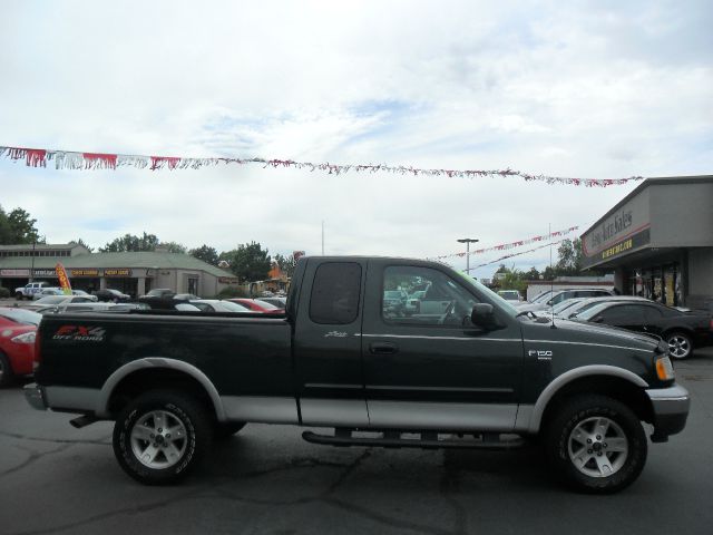 Ford F150 Supercab XL Pickup Truck