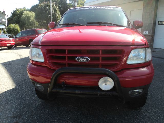 Ford F150 2003 photo 2