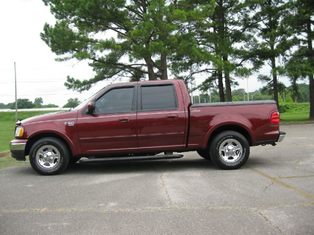 Ford F150 2003 photo 2