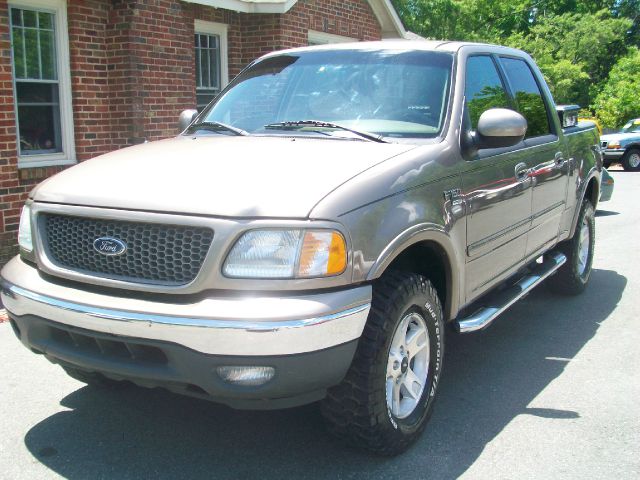 Ford F150 XLT Supercrew Short Bed 2WD Pickup Truck