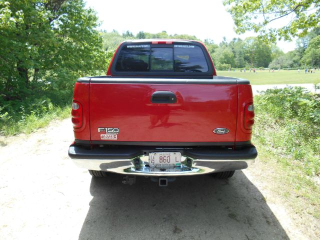 Ford F150 2500 SL Pickup Truck