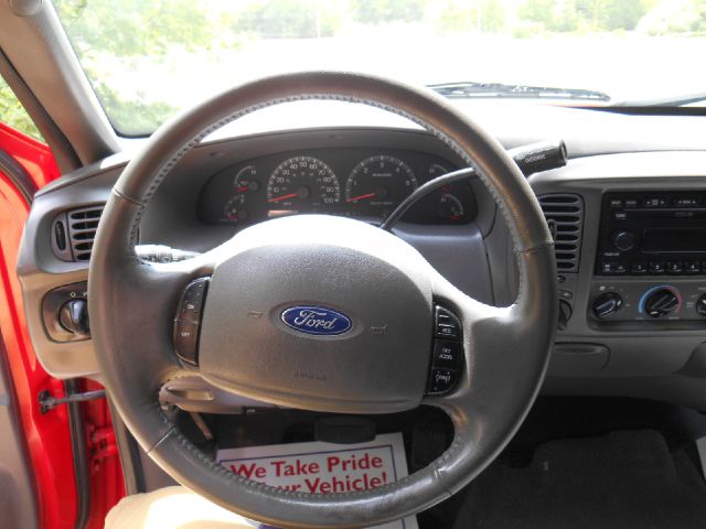 Ford F150 2003 photo 18