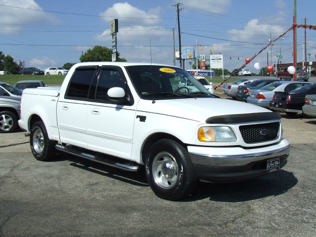 Ford F150 2003 photo 2