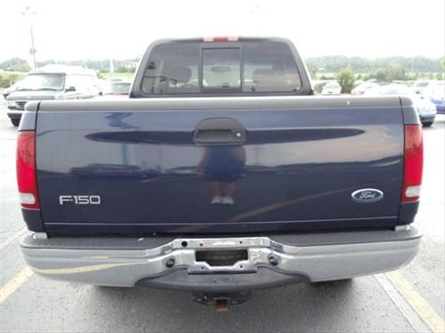 Ford F150 2003 photo 2