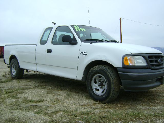 Ford F150 2003 photo 2