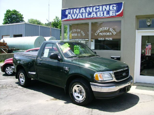 Ford F150 2003 photo 2