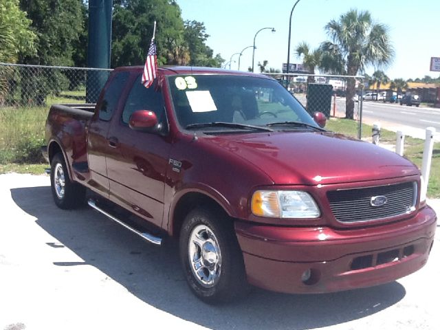 Ford F150 2003 photo 1