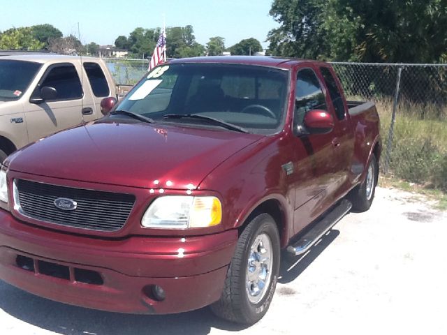 Ford F150 2003 photo 2