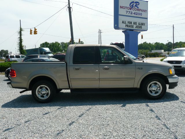 Ford F150 2003 photo 2