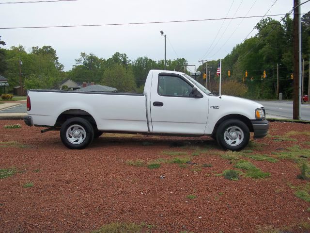 Ford F150 2003 photo 2