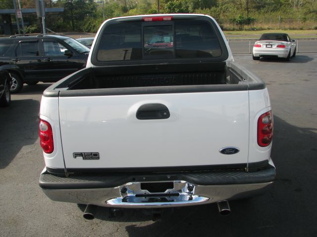 Ford F150 2003 photo 2