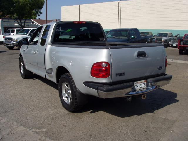 Ford F150 2003 photo 2