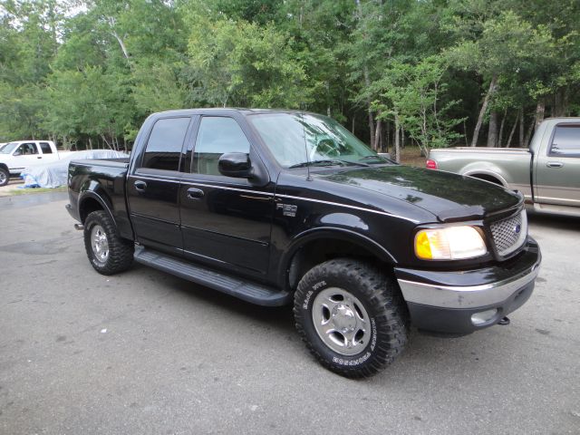 Ford F150 XLT Supercrew Short Bed 2WD Pickup Truck