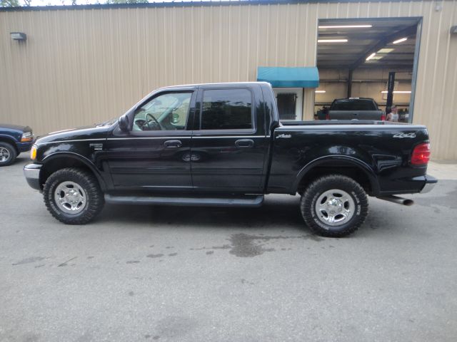 Ford F150 2003 photo 2