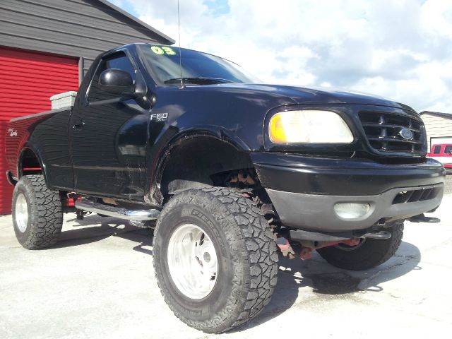 Ford F150 2003 photo 2