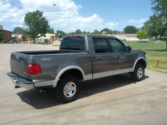 Ford F150 2500 SL Pickup Truck