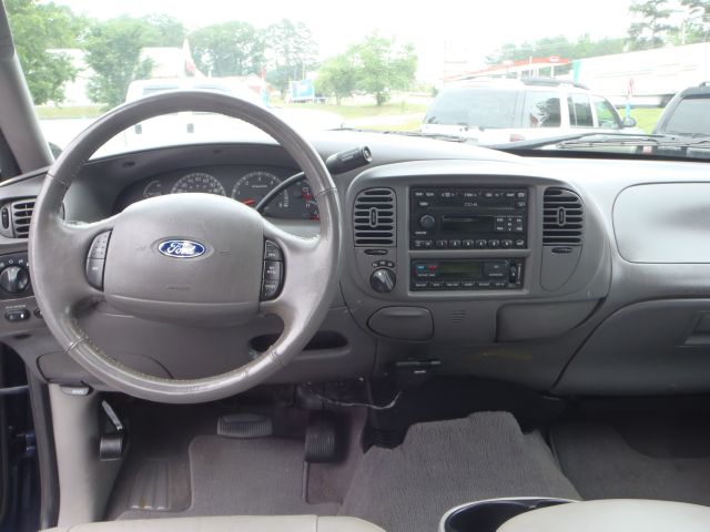 Ford F150 2003 photo 4