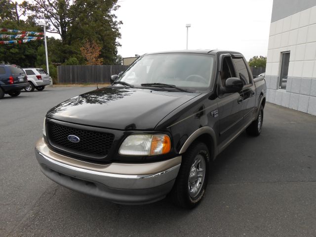 Ford F150 2003 photo 2