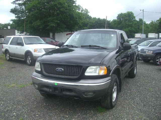 Ford F150 2003 photo 2