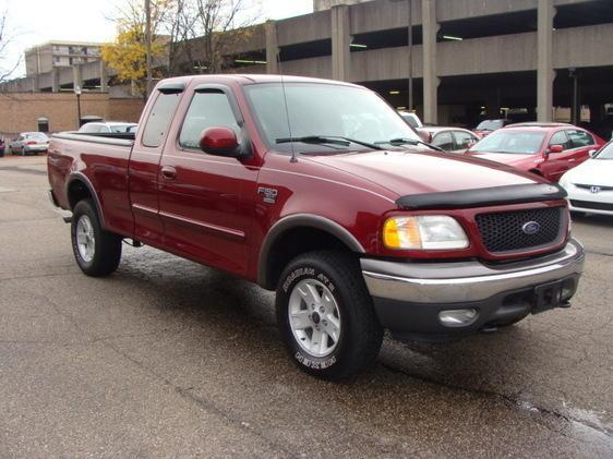 Ford F150 2003 photo 2