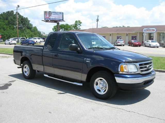 Ford F150 XLT Supercrew Short Bed 2WD Pickup Truck