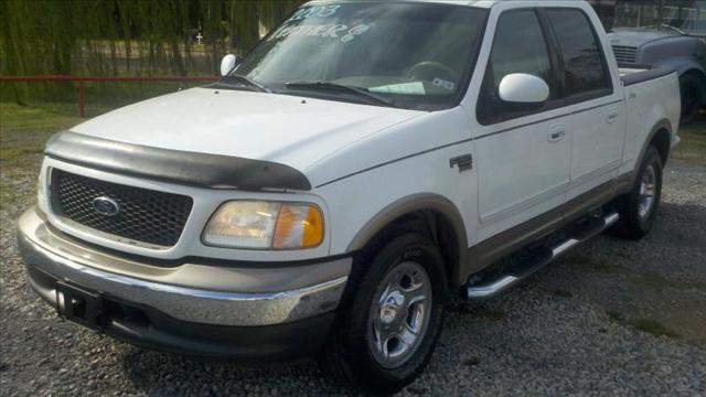 Ford F150 4WD Crew Cab 143.5 LS 4x4 Truck Pickup