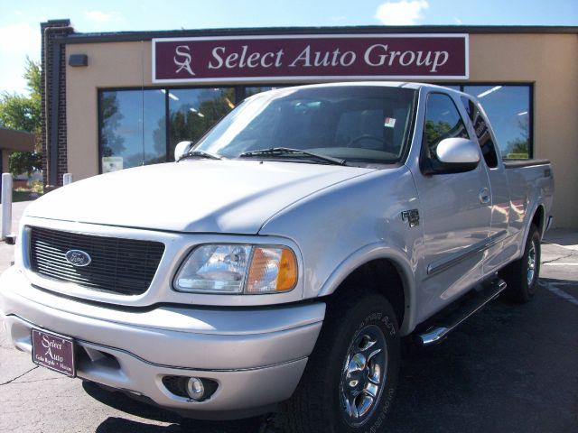 Ford F150 XL 2WD Reg Cab Pickup Truck