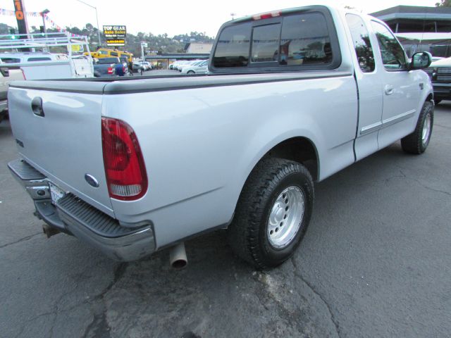 Ford F150 2003 photo 3