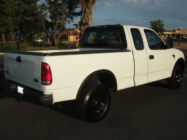 Ford F150 2003 photo 1