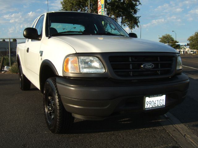 Ford F150 2003 photo 2