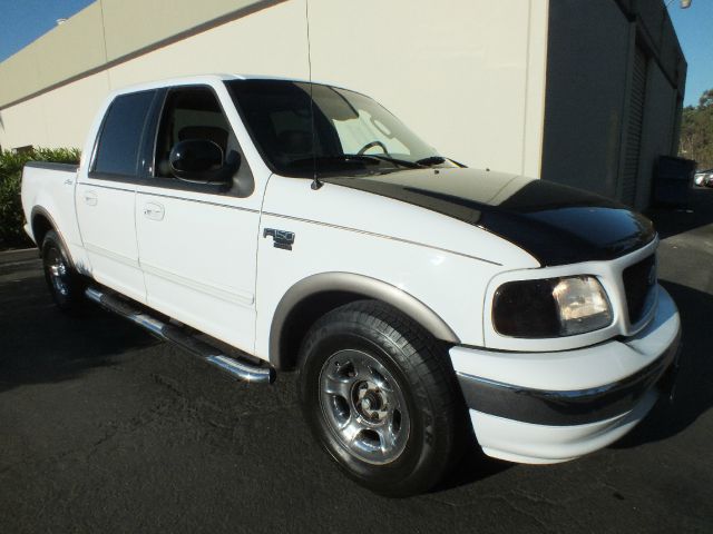 Ford F150 2003 photo 2