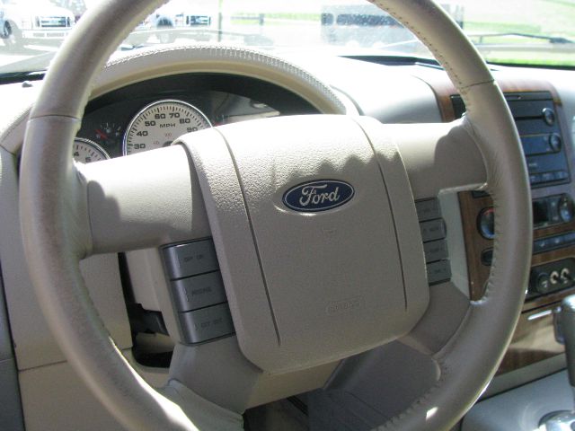 Ford F150 2004 photo 25