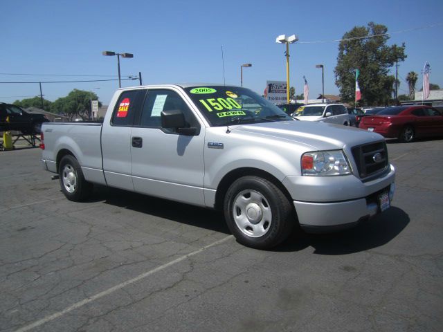 Ford F150 2004 photo 2