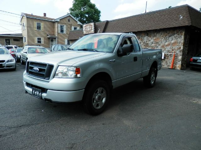 Ford F150 REG CAB 119. Pickup Truck