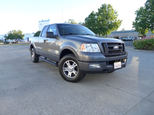 Ford F150 XLT Supercrew Short Bed 2WD Pickup Truck