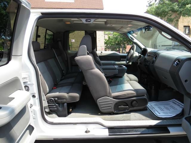 Ford F150 2004 photo 2