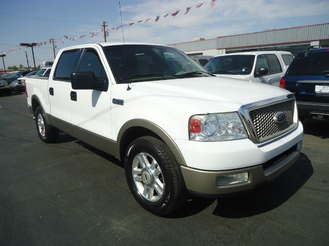 Ford F150 Club Cab 131 WB Pickup Truck