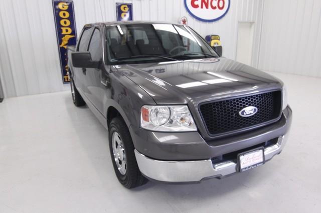 Ford F150 2004 photo 2