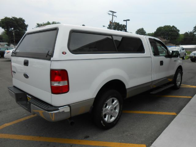 Ford F150 2004 photo 2