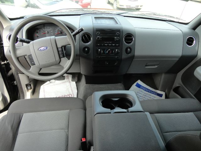 Ford F150 2004 photo 2