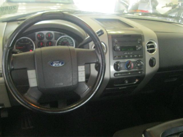 Ford F150 2004 photo 1