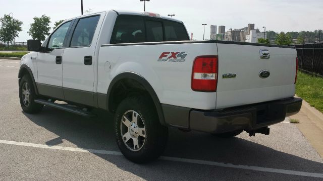 Ford F150 2004 photo 2