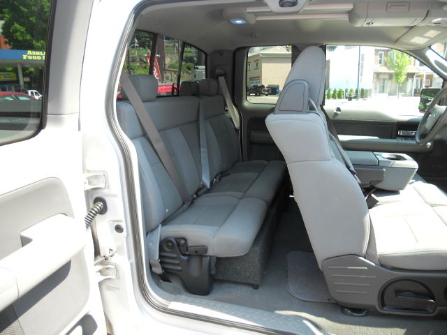 Ford F150 2004 photo 1