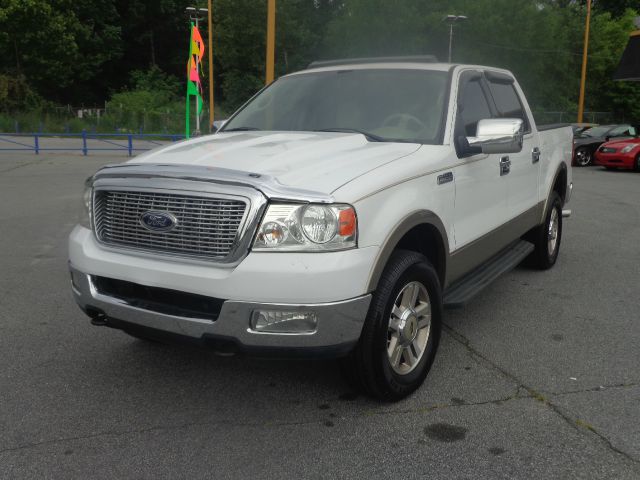 Ford F150 XLT Supercrew Short Bed 2WD Pickup Truck