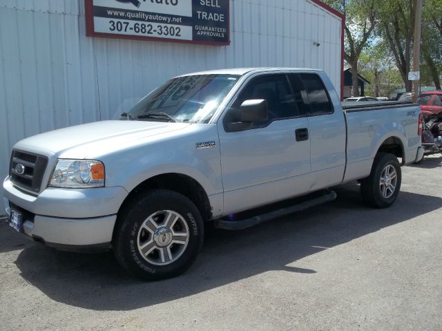 Ford F150 2004 photo 2