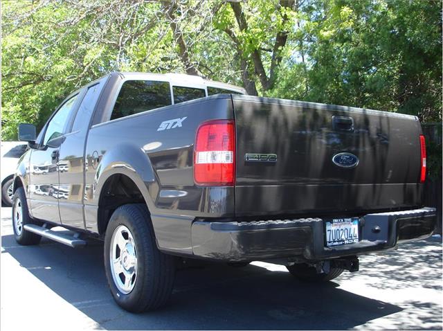 Ford F150 LT W/ 2ltawd Pickup Truck